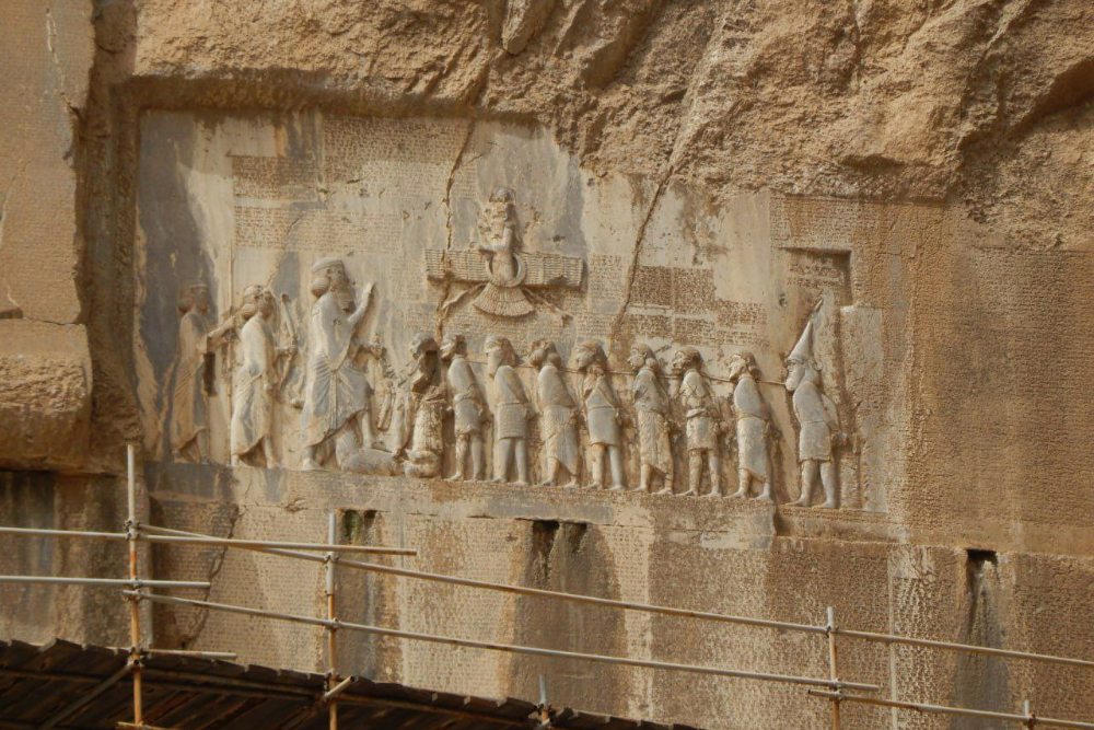 بیستون