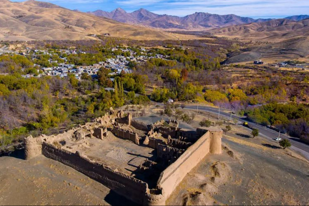 تویسرکان