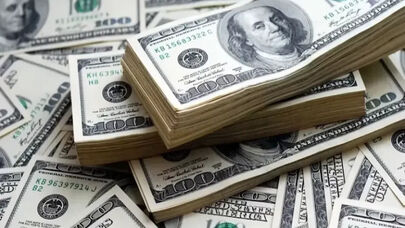 پیش‌بینی قیمت دلار یکشنبه ۲۶ مهر ۱۴۰۵؛سقوط دلار فردا هم ادامه دارد؟