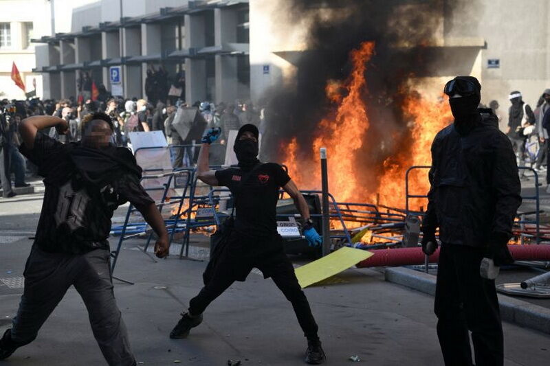 AFP__20261006__D2CU994__v2__HighRes__FrancePoliticsEducationDemo-1791293891