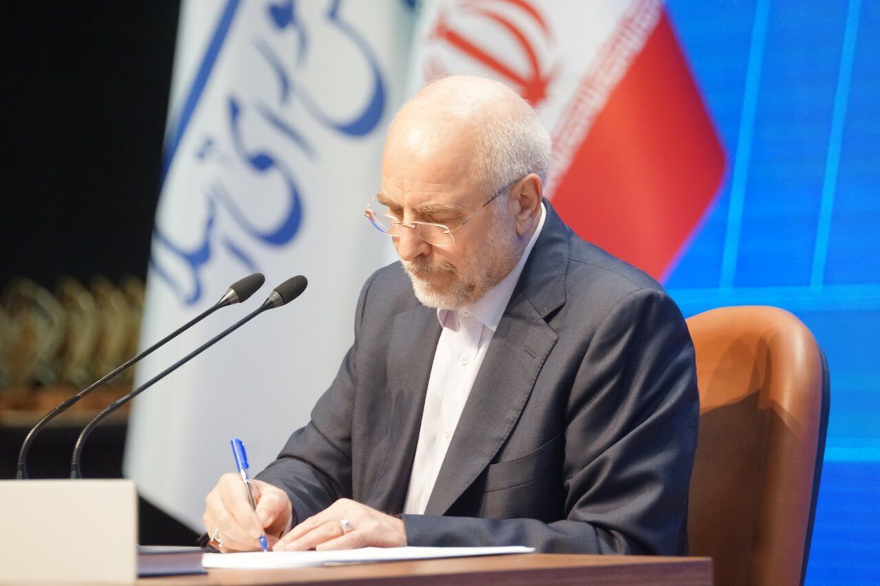 Ghalibaf: Persian language vital to Iran’s national unity, territorial ...