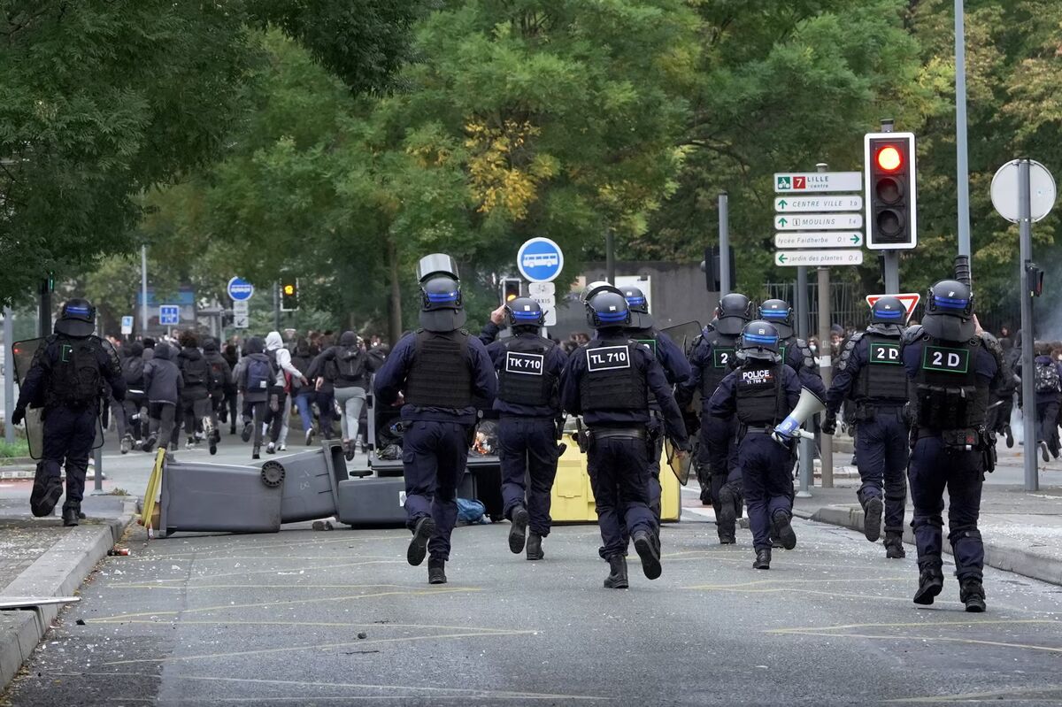 RIOQLMC6MRKVFHDEVMJ4IHCVYQ