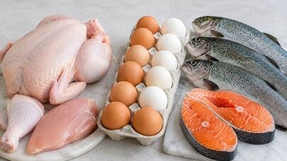 قیمت گوشت، مرغ، تخم‌مرغ و ماهی امروز سه‌شنبه ۷ مهر ۱۴۰۵ + جدول قیمت ها