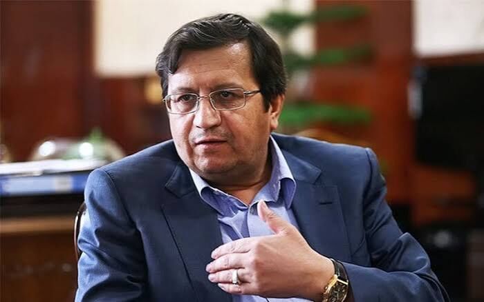 همتی: آمریکایی ها می خواستند 2 هفته ای ایران را دچار فروپاشی کنند اما 8 ماه است موفق نشده‌اند