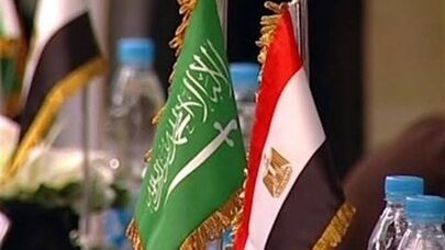 مصر بررسی اعزام نیرو به عربستان را باز هم به تعویق انداخت؛ هشدار یمن به مصر