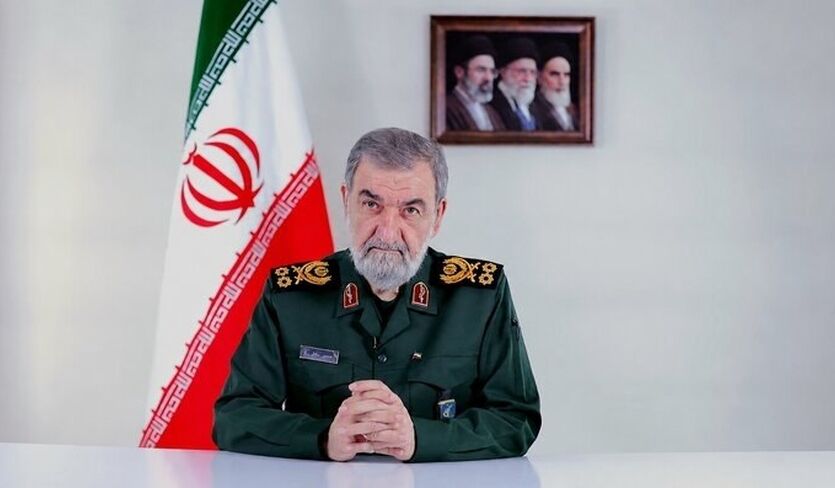 محسن رضایی: هدف ما دوام آوردن تا سال ۲۰۲۹ نیست؛ باید جنگ را یک‌بار برای همیشه تمام کنیم