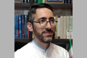 وکلای ایرانی برای مجازات جنایتکاران جنگی می‌ایستند