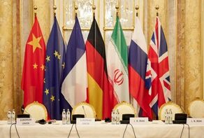 伊朗与英法德新一轮核谈判结束 伊方呼吁“做出正确选择”