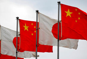 日本再次就争议岛屿向中国发出警告