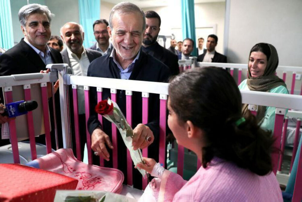 M2JmMWMU8GKg