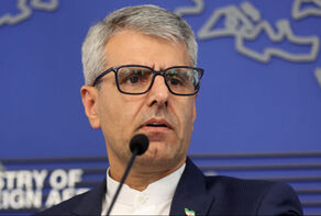 Netanyahu repeated his fascist rhetoric to nearly empty seats: Baghaei