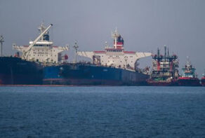 Английский журнал: Китай не видит препятствий для покупки иранской нефти