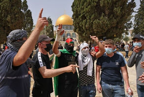 Letters of appreciation from Palestinian groups to Grand Ayatollah Khamenei
