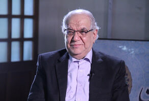 مراکزی برای فروش کتب ایرانی در خارج از کشور تاسیس شود