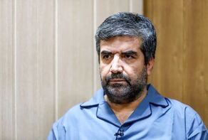 انتشار تصویر سردار قلابی/ اکثریت شکات از مسئولان هستند!