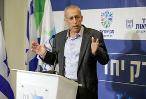 עשרות חולים במצב קשה נוספו השבוע, פרופ' אש מזהיר: 