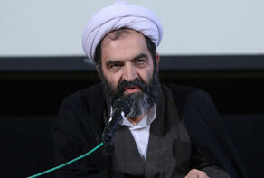 سروش محلاتی: طمع و ترس دو عامل سکوت علما در برابر حکومت یزید و تنها گذاشتن امام حسین(ع)