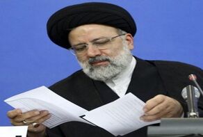 الرئيس الايراني يقدم تشكيلته الوزارية إلى مجلس الشورى