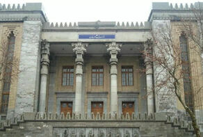 الخارجية الايرانية: واجبنا خدمة الإيرانيين المقيمين في الخارج