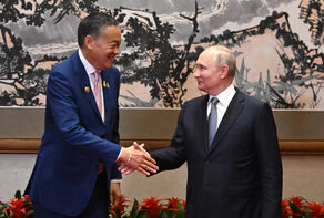 Путин провел переговоры с премьер-министром Таиланда
