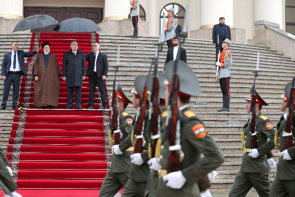 MjVjZWQ1DPb0