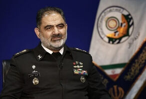 Rear Admiral Irani: Iran will force US aircraft carrier out of region