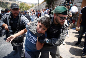 What does the Zionist regime want from the Palestinian children?!