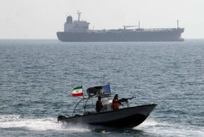 IRGC seizes 2 vessels smuggling 4.5 million liters of fuel
