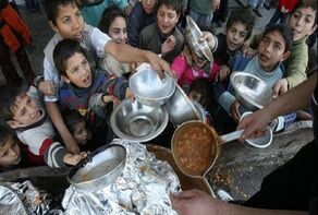 کشتار گرسنگانی که در انتظار غذا بودند
