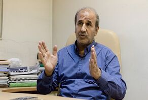مواضع خرازی می تواند پیام دعوت به دیپلماسی هم باشد