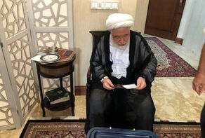 شرکت مهدی کروبی در انتخابات+ عکس
