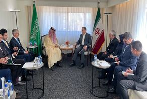 Iranian, Saudi FMs meet in New York, discuss ties, key regional issues