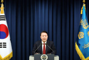 韩国总统被指叛乱