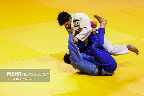 MzEzZDkVKoLA