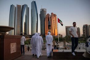 Persian Gulf leaders urge Trump to take 