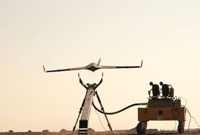 Iran Army unveils pinpoint laser bombs