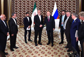 Pezeshkian and Putin meet at the Kremlin