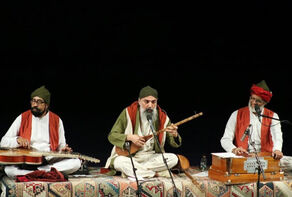 Iranian, Indian musicians play at Fajr Music Festival
