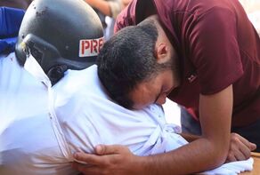 IRIB World Service decries US-EU ban on Aqsa TV channel