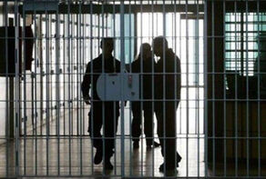 انتقال تنها زندانی ایرانی در قرقیزستان به کشور