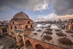 Introduction to Tourist Attractions of Iranian Cities