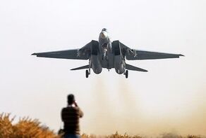 Iran opens airspace to global aviation, restores all flights