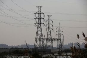 Iran, Armenia discuss boosting electricity imports next year