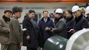 金正恩视察朝鲜新型水下武器
