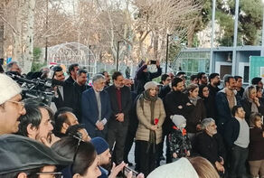 حضور وزیر فرهنگ در اجرای تئاتر خیابانی خانواده آقای هاشمی