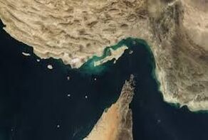 IRGC Navy holds 'Smart Control of the Strait of Hormuz' military drills