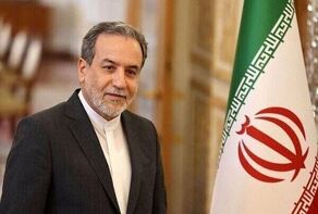 عراقجي: ستندم امريكا بشدة على اغراقها المدمرة 