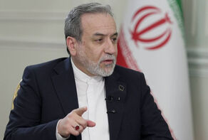 وزیر خارجه: محسن چاوشی با اثر جدیدش «صدای ایران سرافراز» شد