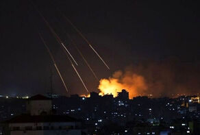 سردار مهدیان: به زودی شگفتانه‌هایی را به رخ دشمن می‌کشیم