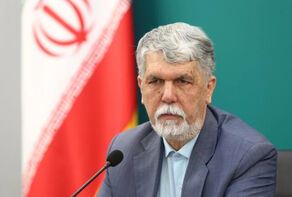 وزیر فرهنگ: خبرنگاران دیگری برخواهند خواست